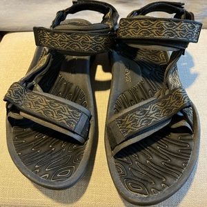 Teva Sandals, Mens size 11